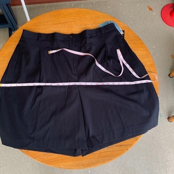 Bette & court shorts NWT. Long athletic wear shorts with belt loops zipper front - Picture 3 of 14